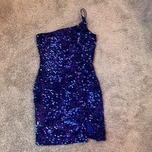 Blue sparkly hoco dress fitted size small no alterations